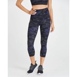 Spanx‎ Look At Me Now Seamless Camo Leggings size 1X